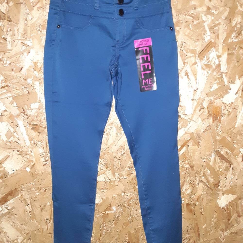 Skinny pants